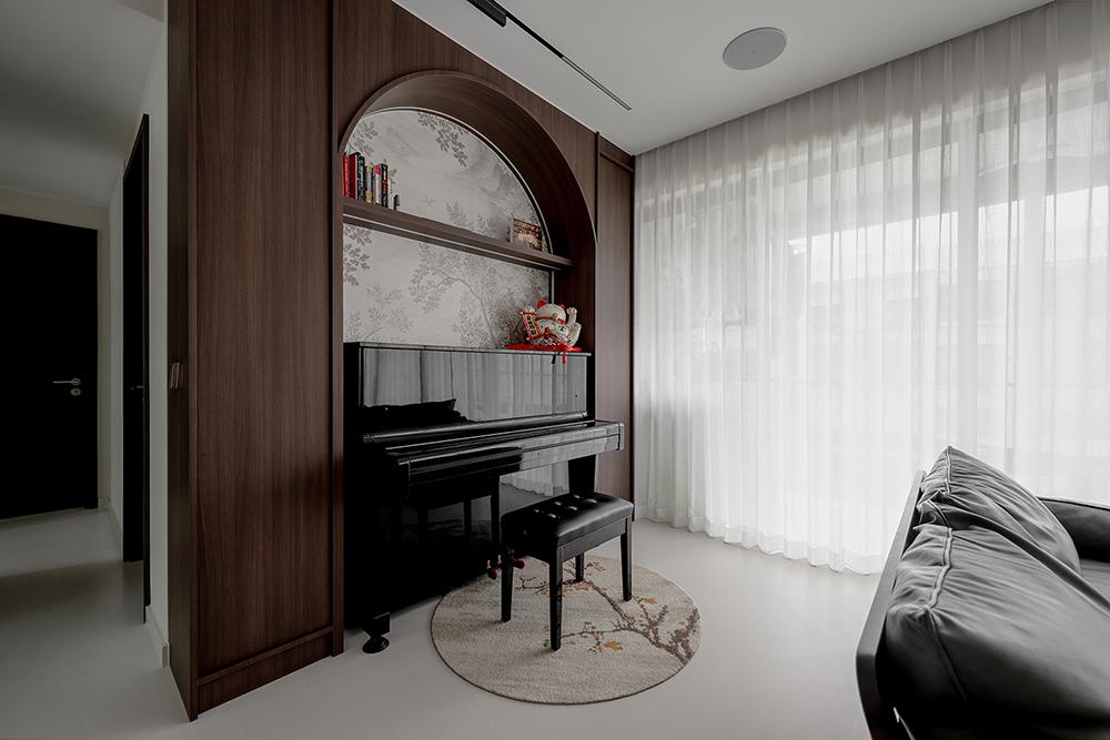 Minimalist Living Room with Storage Cabinets and Display Cabinets