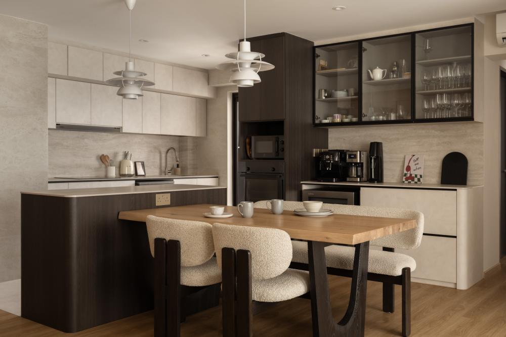 Minimalist Dining Room with Kitchen Island and Dining Table