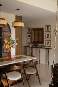Asian Entryway at Archipelago