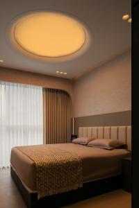 Modern Bedroom at One Bernam
