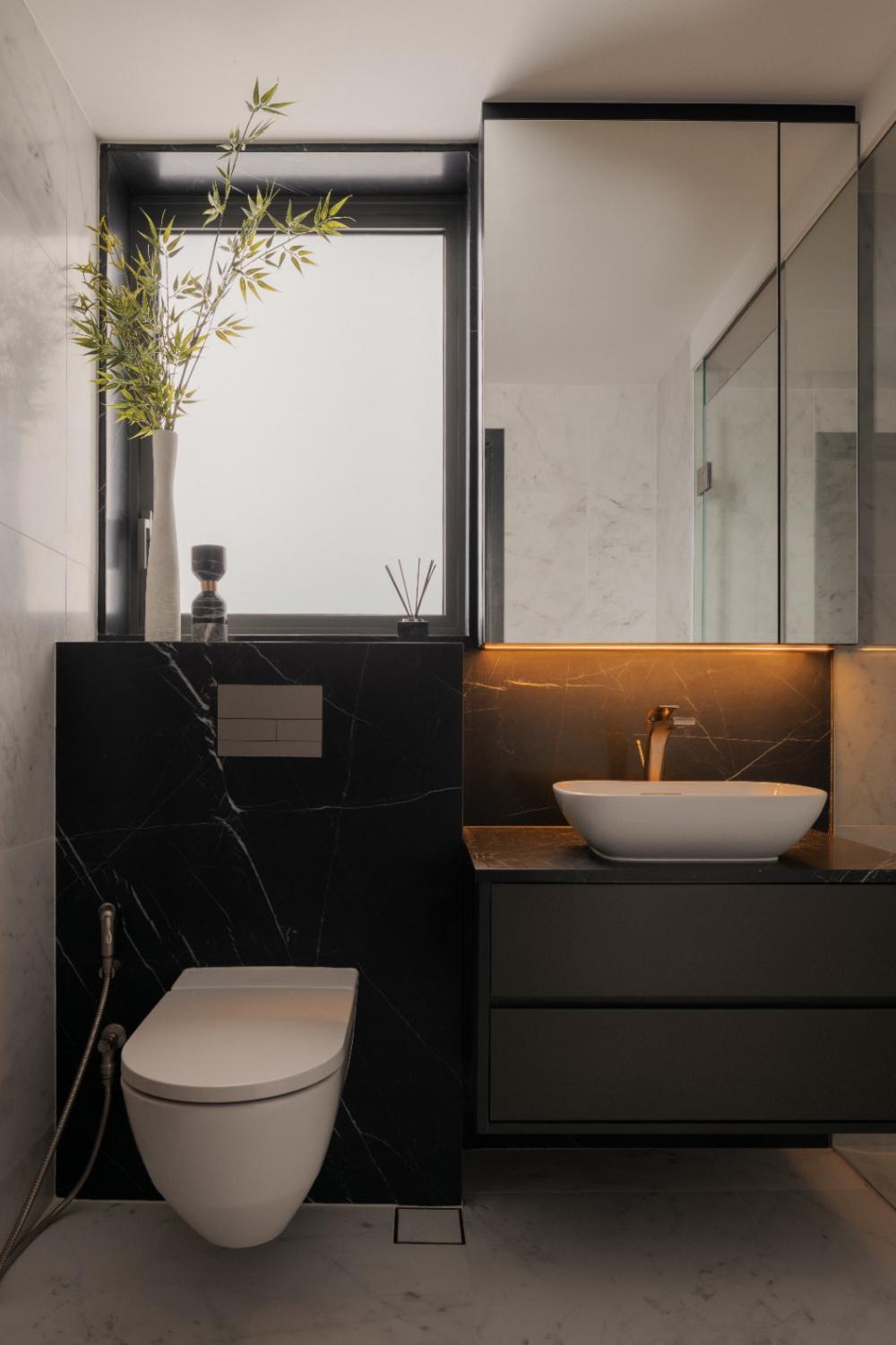 Modern Bathroom with Countertop and Bathroom Lighting