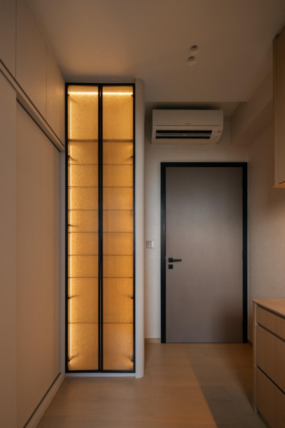 Modern Study with Bookshelf and Bookcases