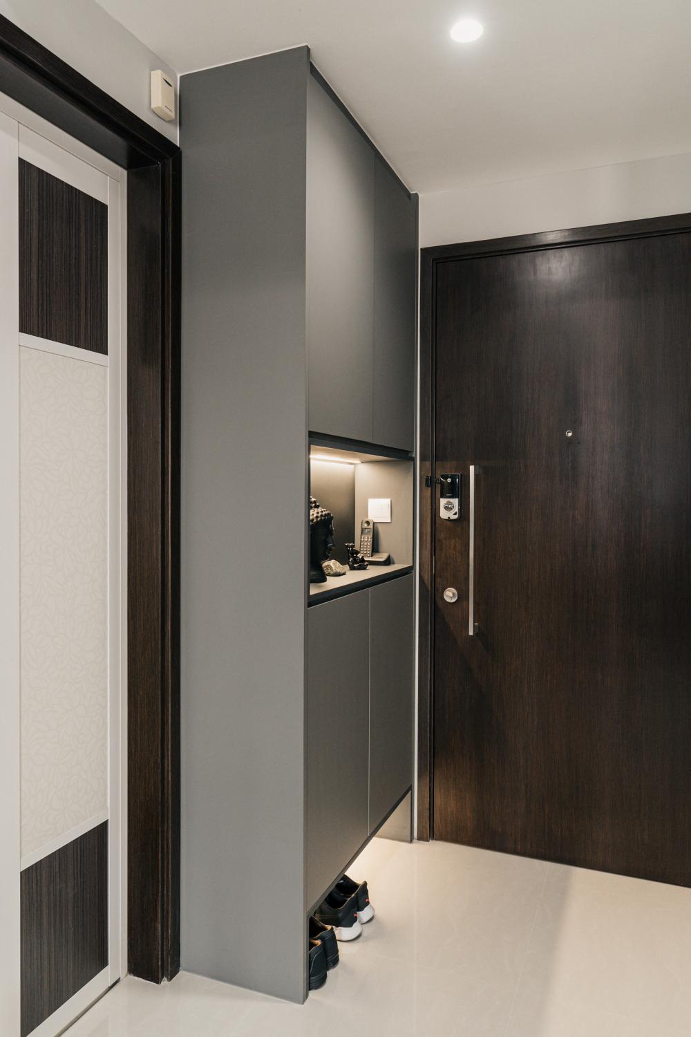 Modern Foyer with Artwork and Ceiling Light