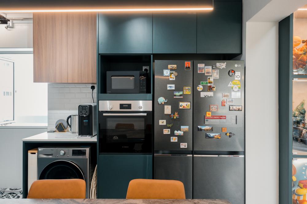 Country Kitchen with Kitchen Island and Open Kitchen