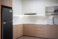 Contemporary Kitchen at BLk 562C Woodland