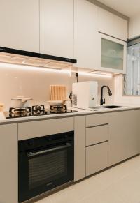 Modern Kitchen at 653C Punggol