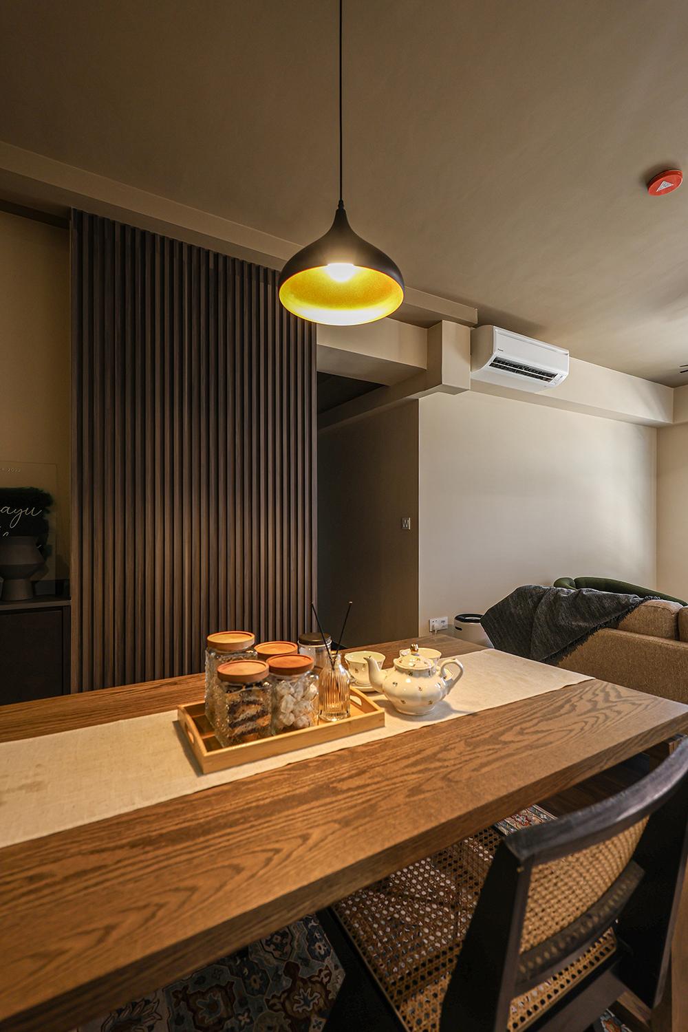 Scandinavian Dining Room with Feature Wall and Paintings