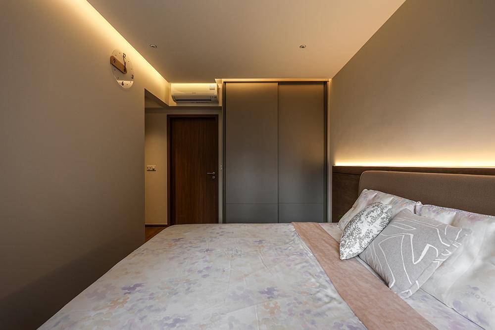 Modern Bedroom with Feature Wall and Cove Lighting
