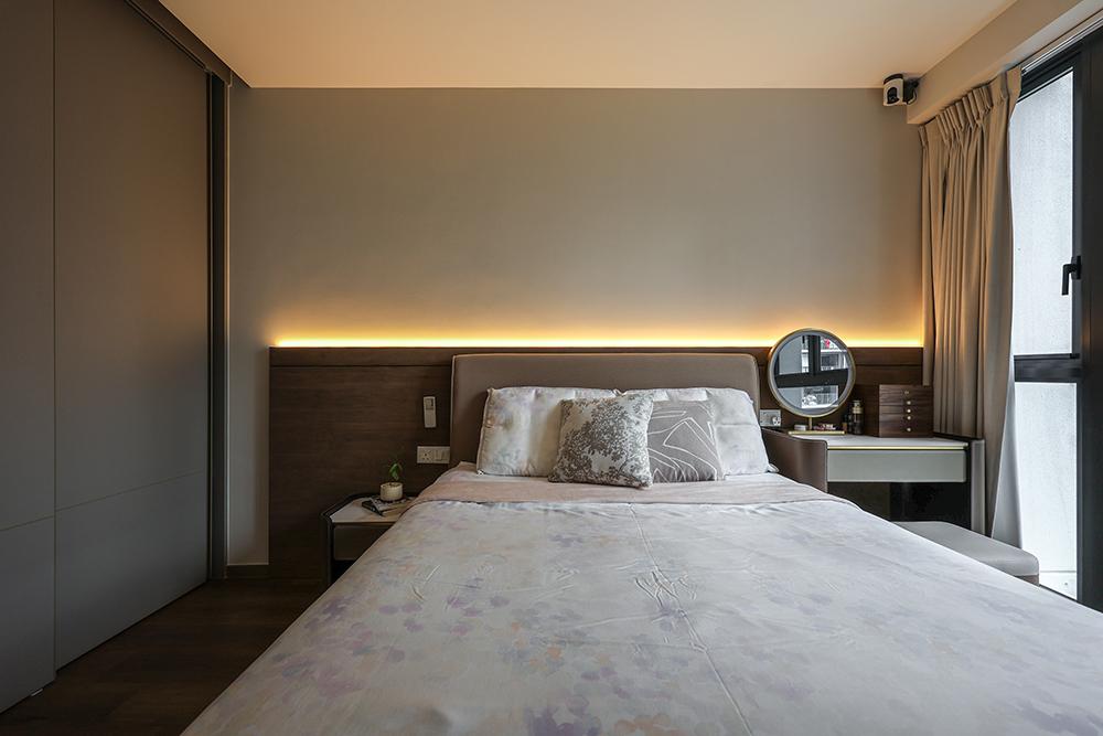 Modern Bedroom with Feature Wall and Cove Lighting
