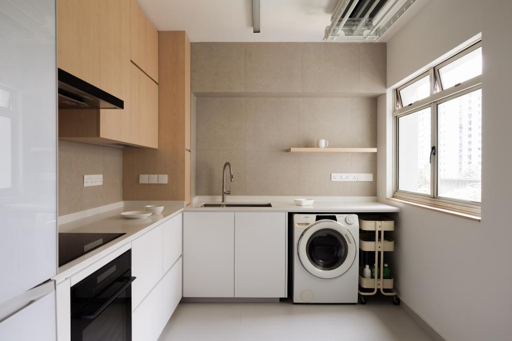 Minimalist Kitchen with Countertop and Kitchen Cabinets