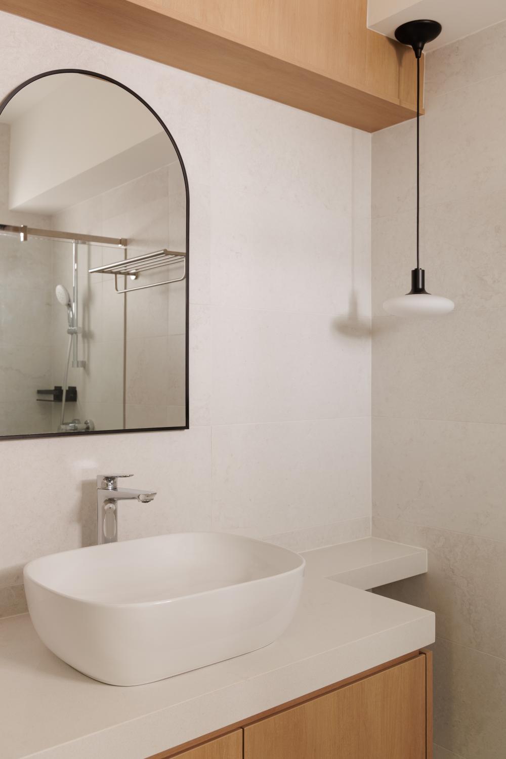 Minimalist Bathroom with Countertop and Bathroom Sinks