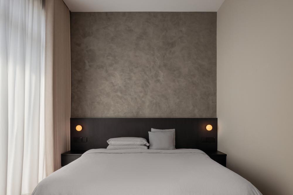 Minimalist Bedroom with Queen Bed and Bed