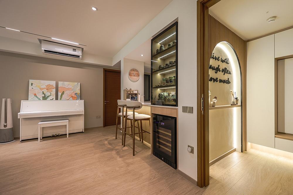 Scandinavian Foyer with Settee and Vinyl Flooring
