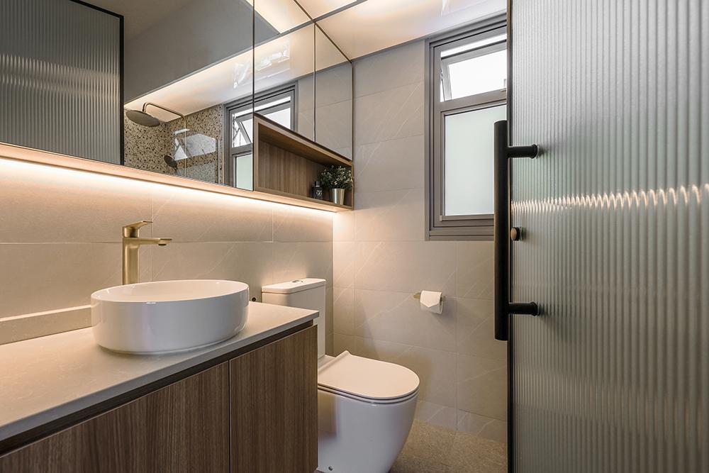 Scandinavian Bathroom with Countertop and Homogeneous Tiles