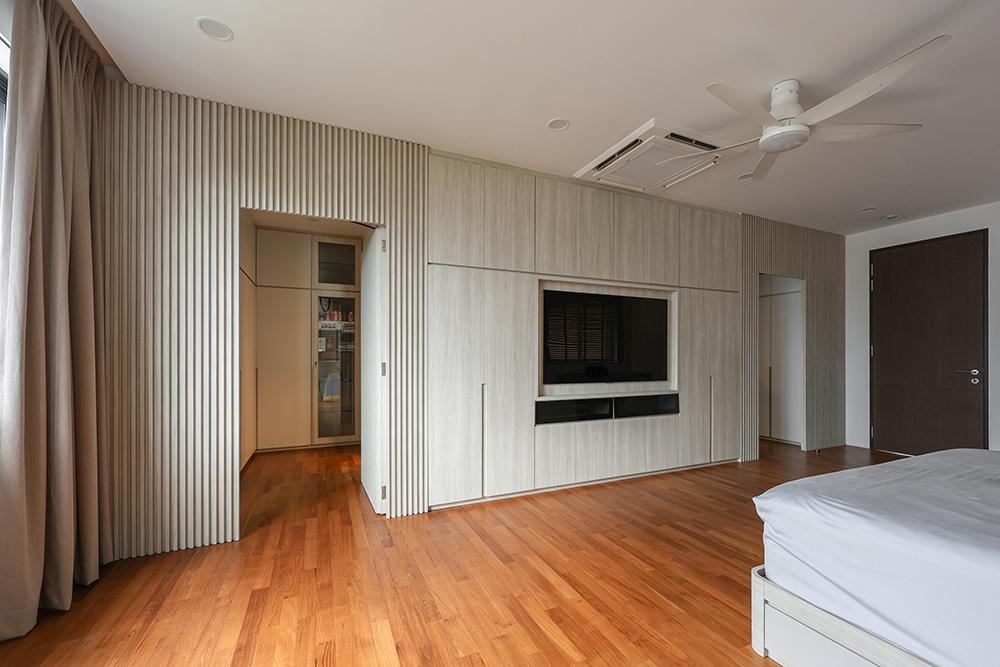 Modern Bedroom with Parquet Floor and TV Console