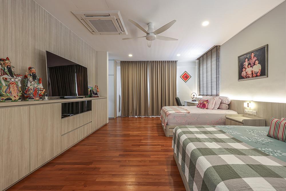 Modern Bedroom with Parquet Floor and TV Console