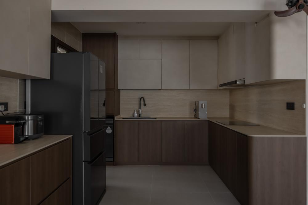 Minimalist Kitchen with Countertop and Vinyl Flooring