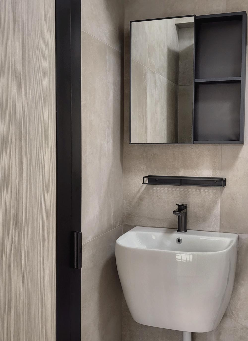 Minimalist Bathroom with Mirror and Bathroom Accessories