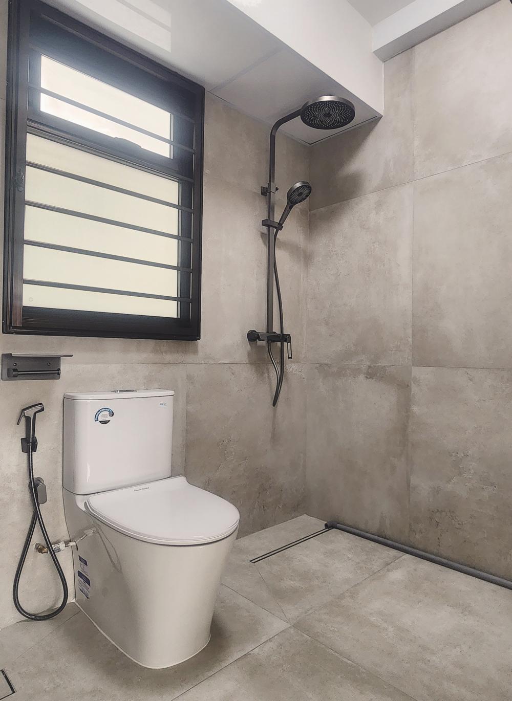 Minimalist Bathroom with Bathroom Accessories and Showers
