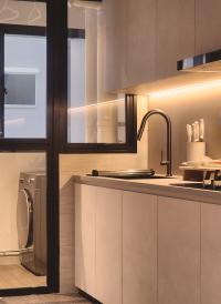 Minimalist Kitchen at Fernvale Road 465B