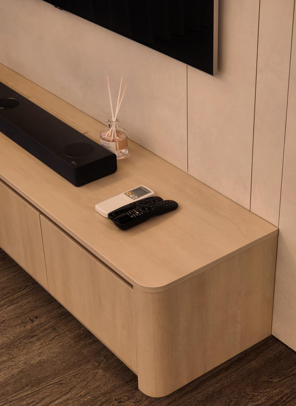 Minimalist Living Room with Vinyl Flooring and TV Console
