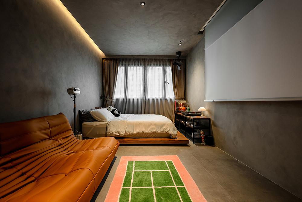 Industrial Bedroom with Platform Bed and Homogeneous Tiles