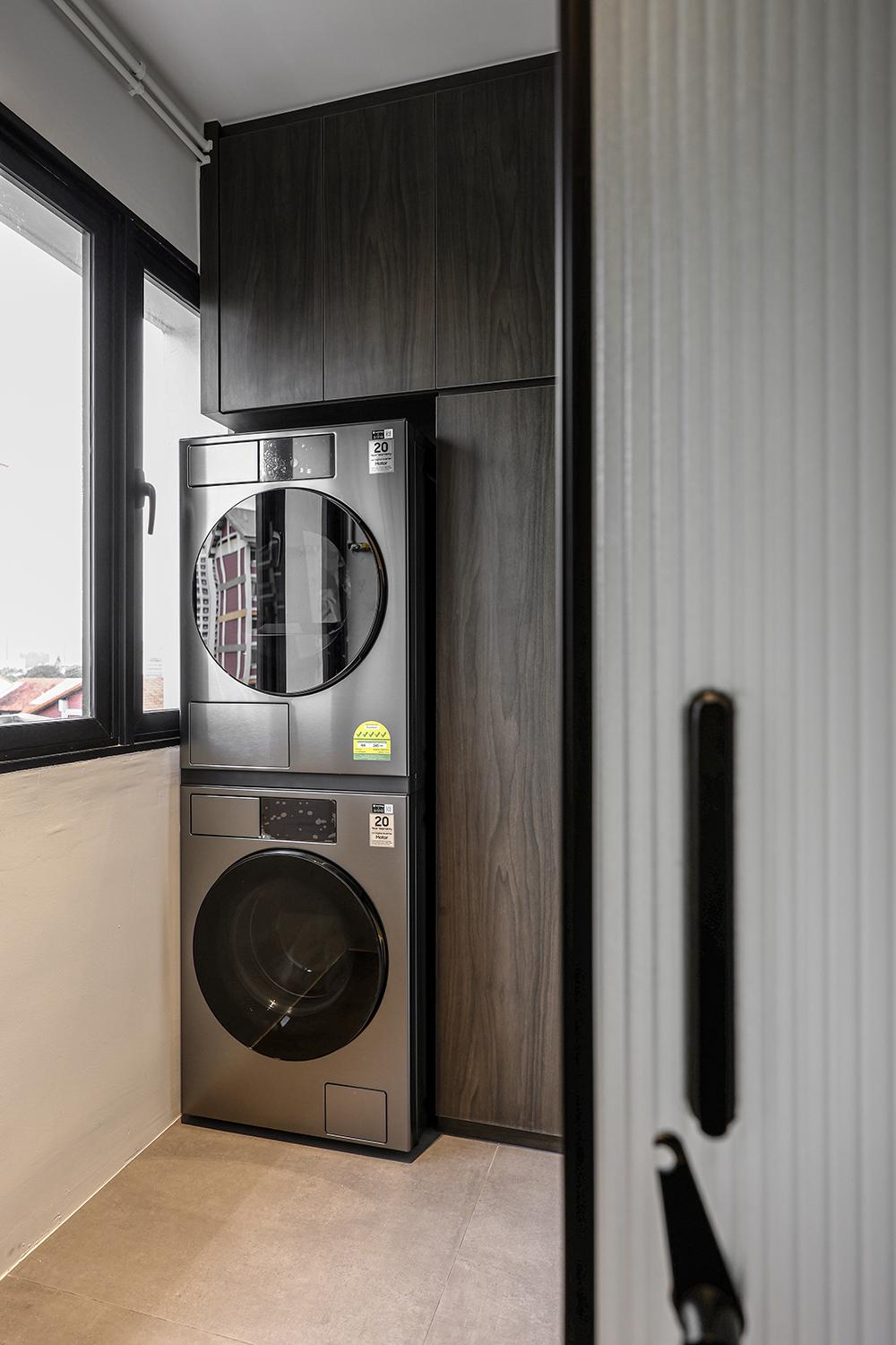 Industrial Service Yard with Homogeneous Tiles and Washing Machine