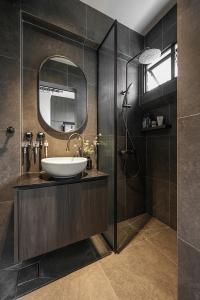 Industrial Bathroom at Bishan