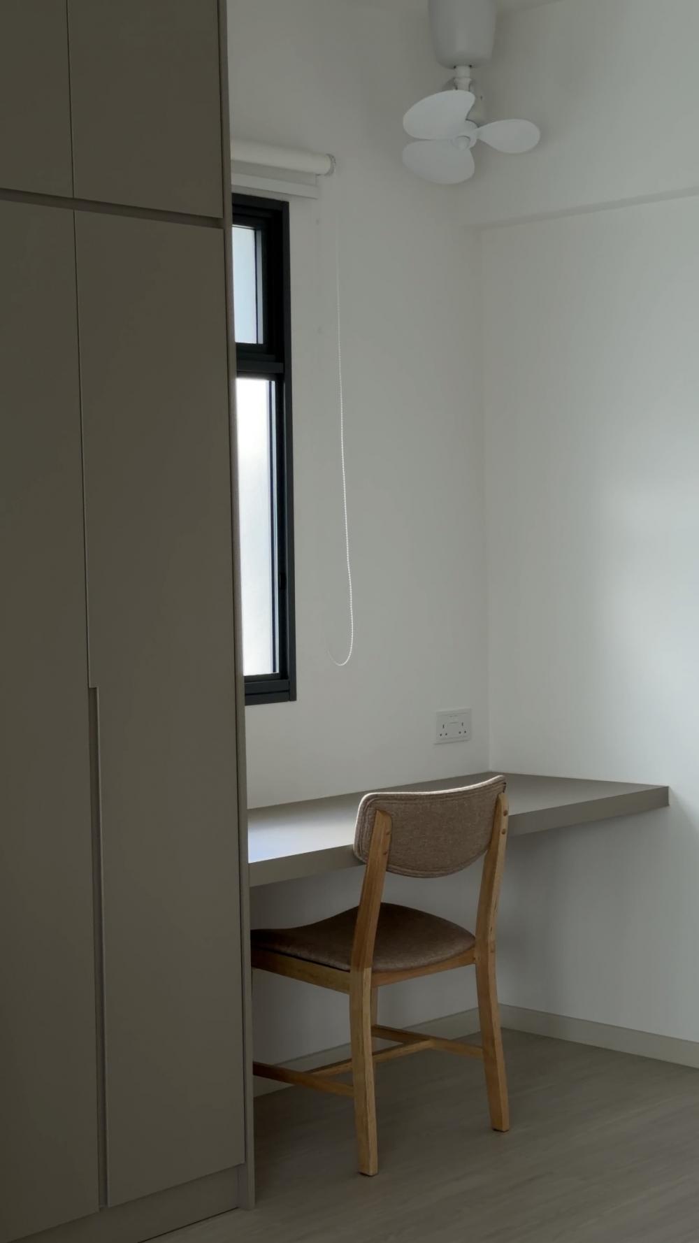 Minimalist Home Office with Desk and Desk Chairs