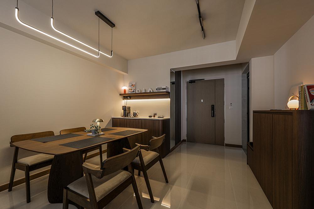 Modern Dining Room with Homogeneous Tiles and Dining Table