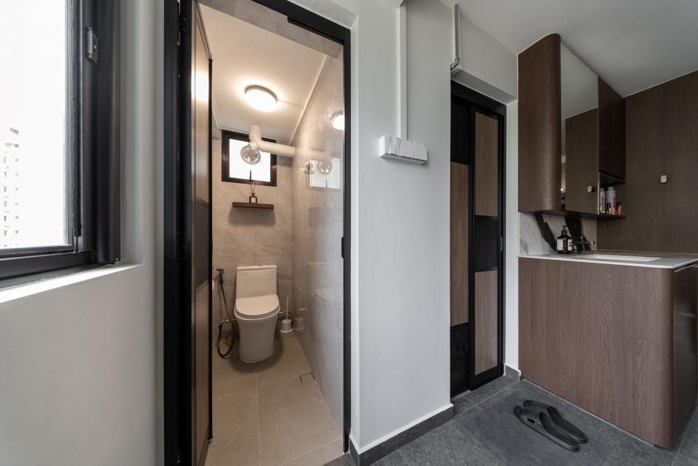 Scandinavian Bathroom with Mirror and Shower Screen