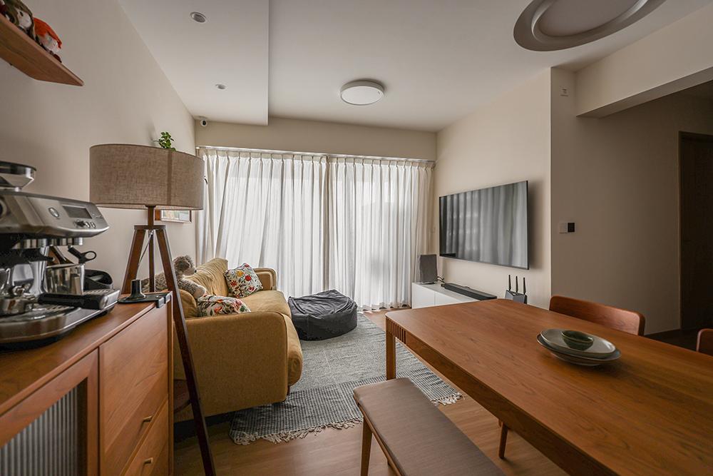 Scandinavian Living Room with Vinyl Flooring and Dining Table