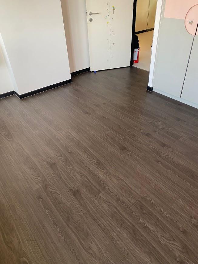 Asian Bedroom with Vinyl Flooring and Wardrobe