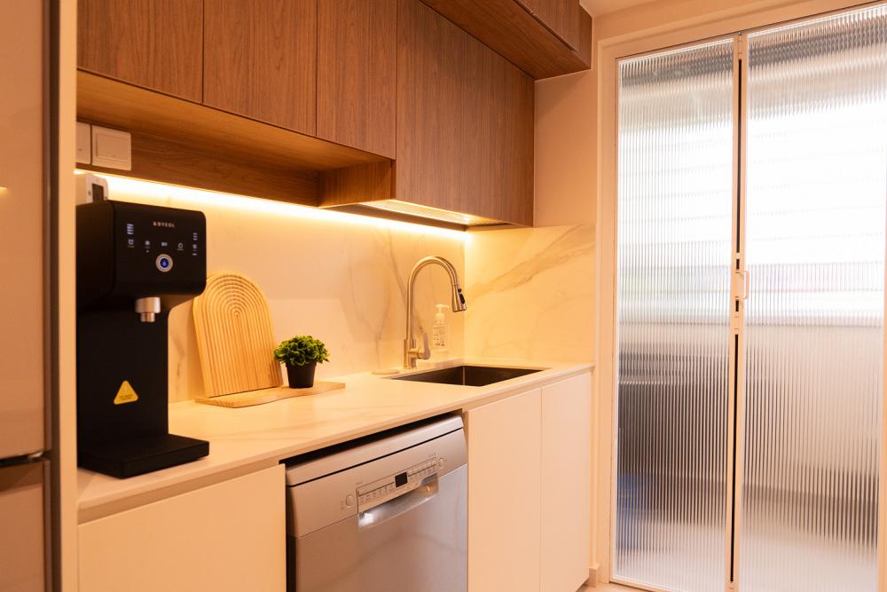 Scandinavian Kitchen with Herringbone Tiling and Granite Floor