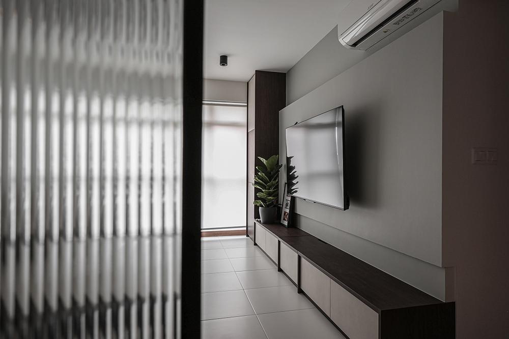 Modern Living Room with Homogeneous Tiles and TV Console