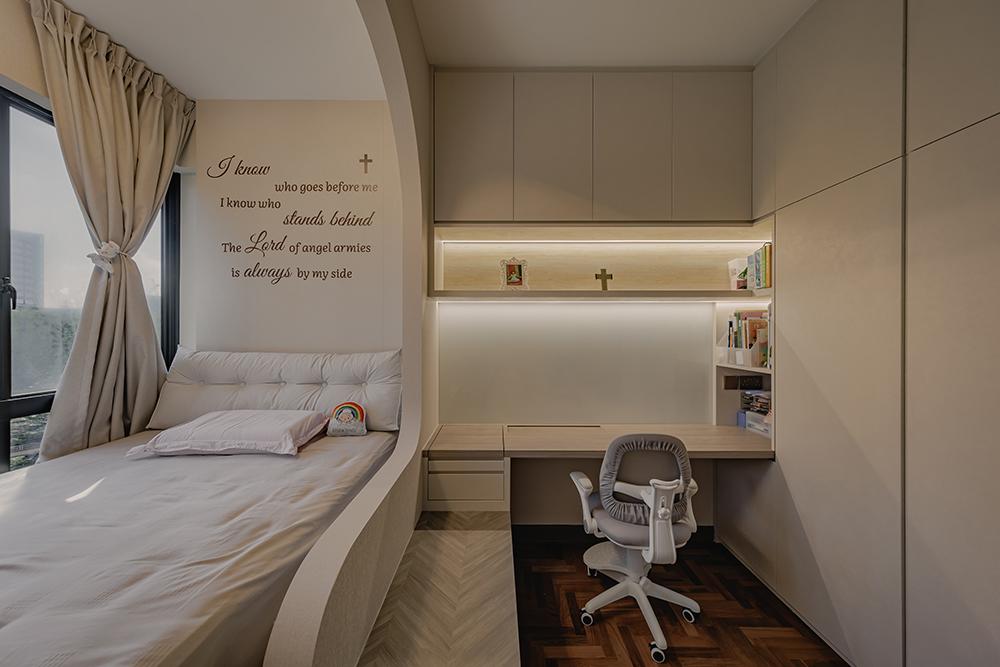 Minimalist Bedroom with Bookshelf and Platform Bed