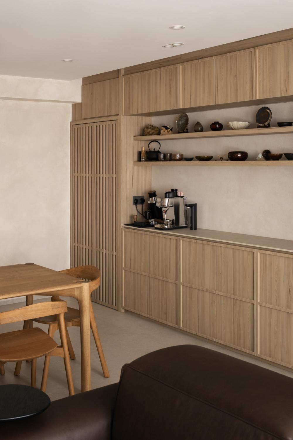 Asian Dining Room with Homogeneous Tiles and Dining Table