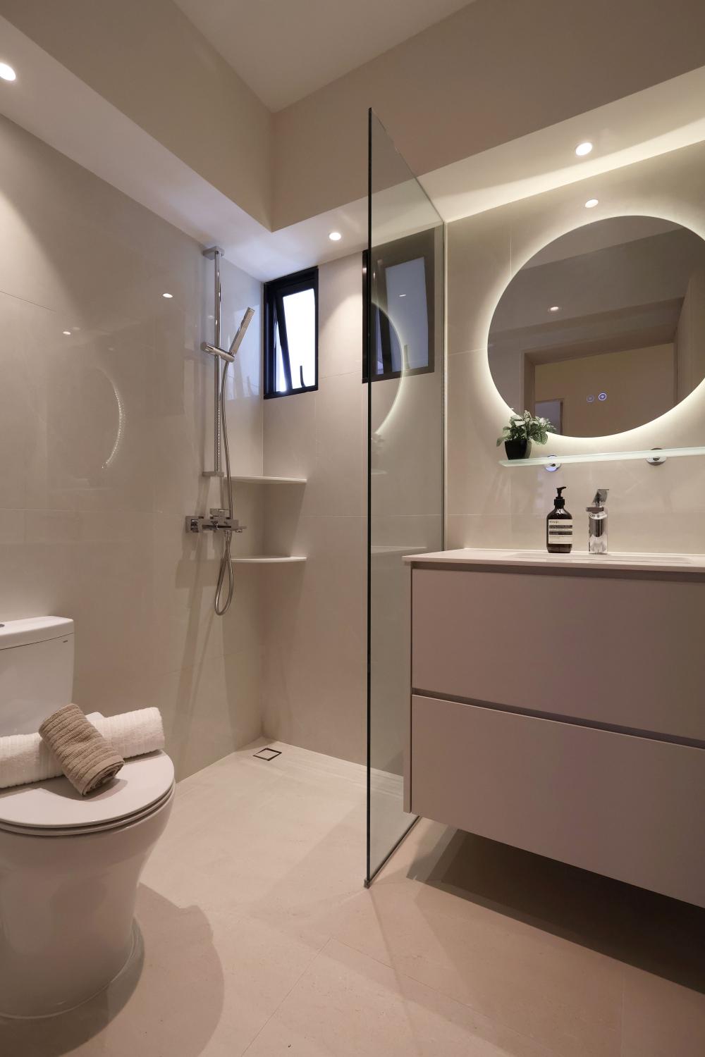 Modern Bathroom with Mirror and Shower Screen