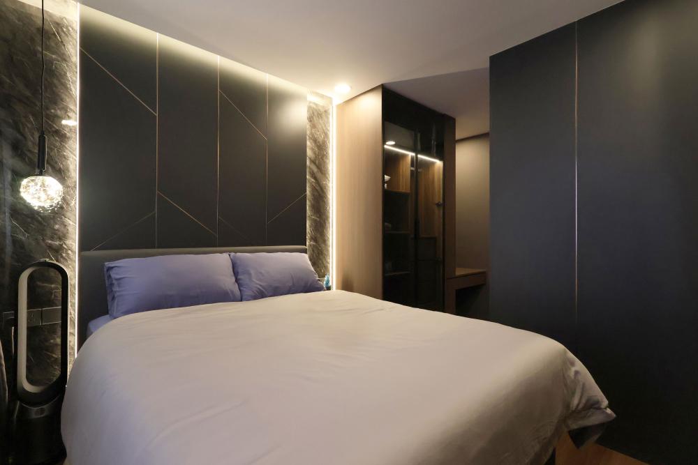 Modern Bedroom with Wardrobe and Closet