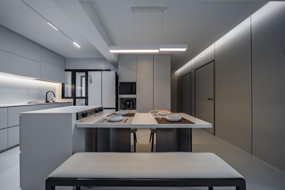 Modern Dining Room with Drop Light and Dining Table