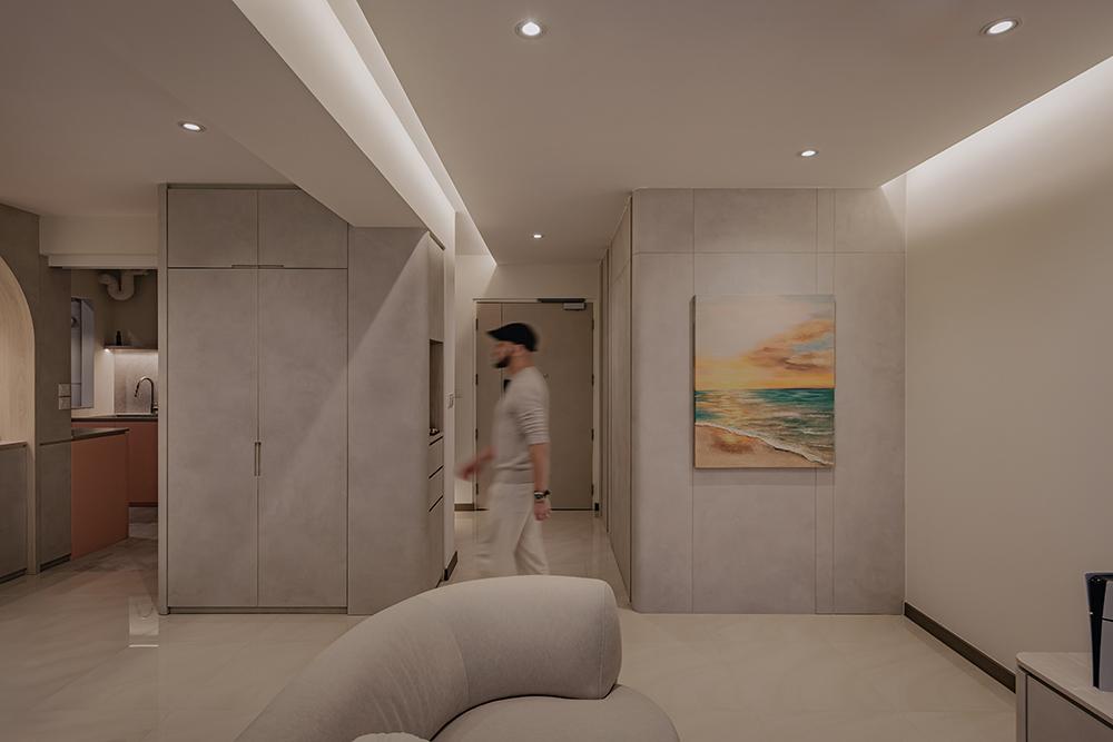 Modern Foyer with Feature Wall and Artwork