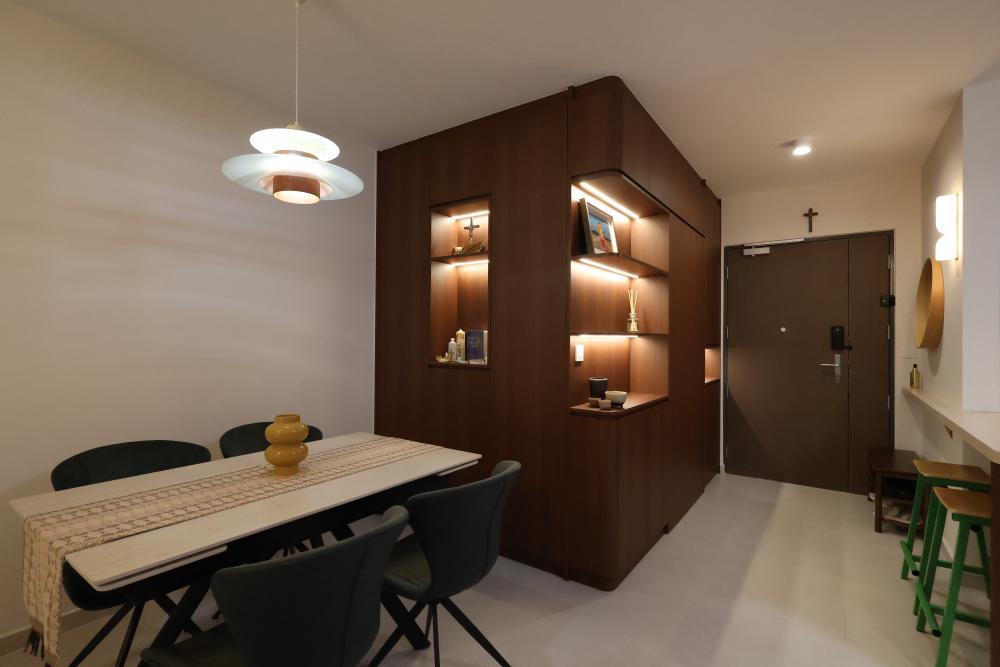 Modern Entryway with Seating Bench and Shoe Rack
