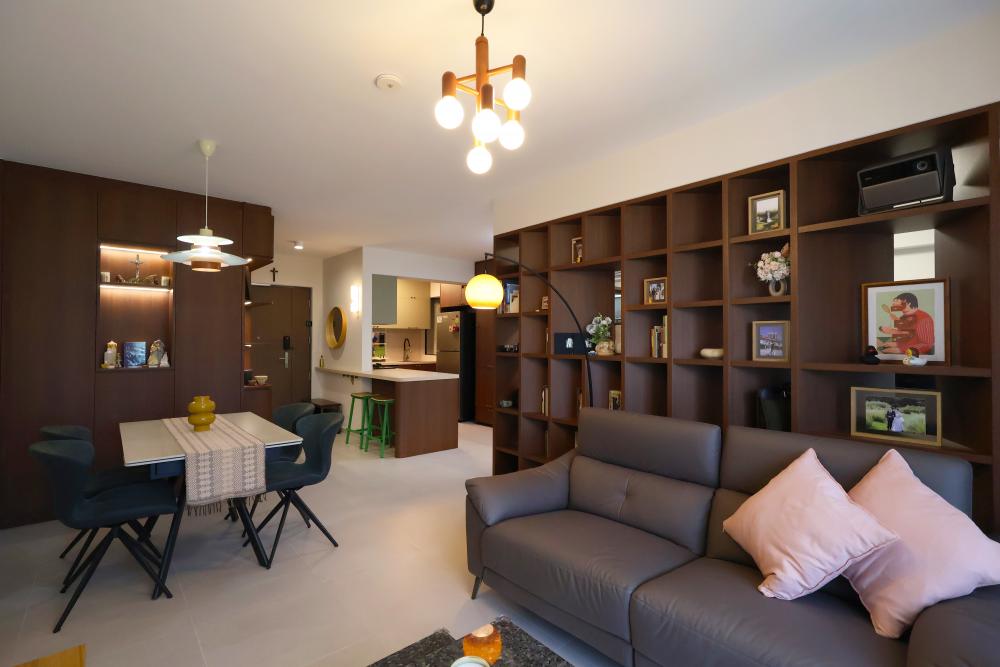 Modern Living Room with Homogeneous Tiles and Sofa