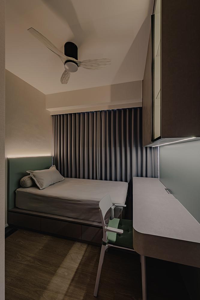 Modern Bedroom with Platform Bed and Feature Wall