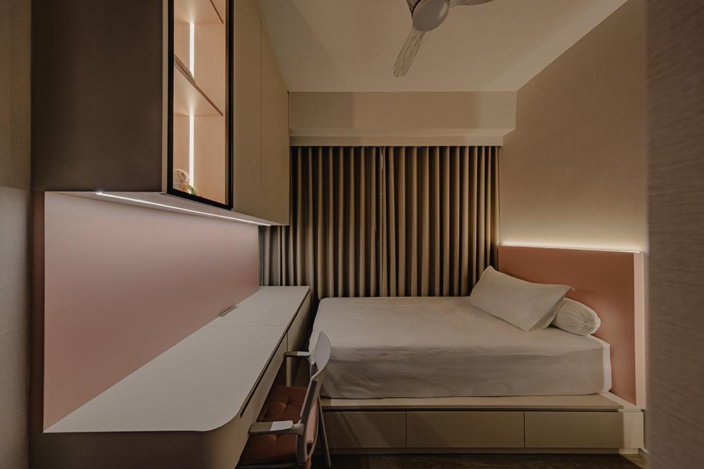 Modern Bedroom with Platform Bed and Feature Wall