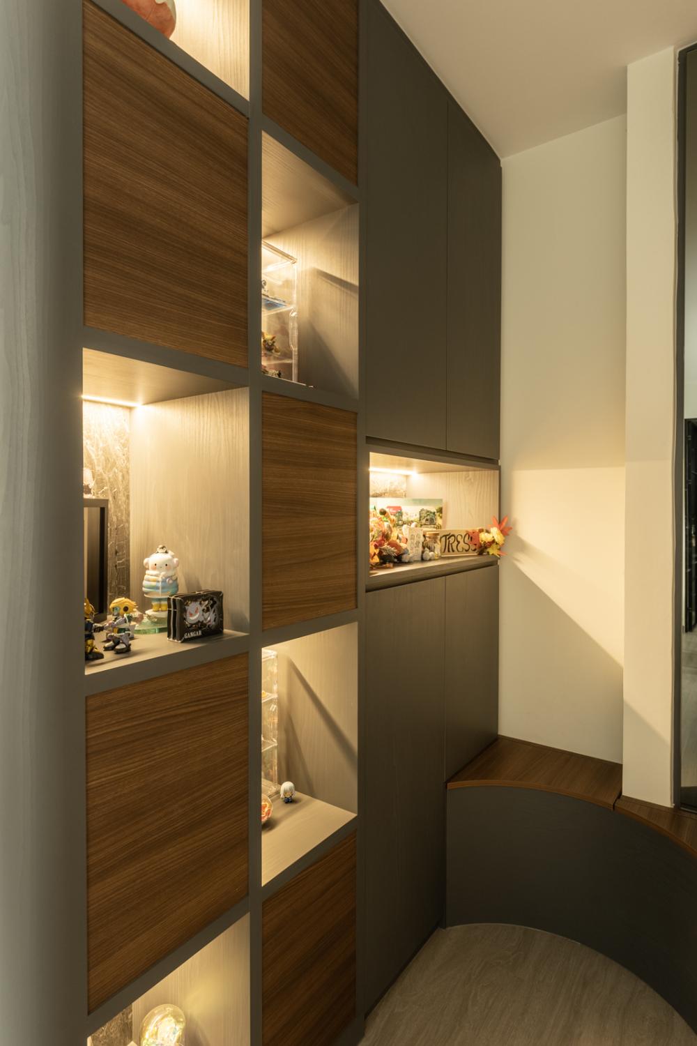 Contemporary Entryway with Mirror and Seating Bench