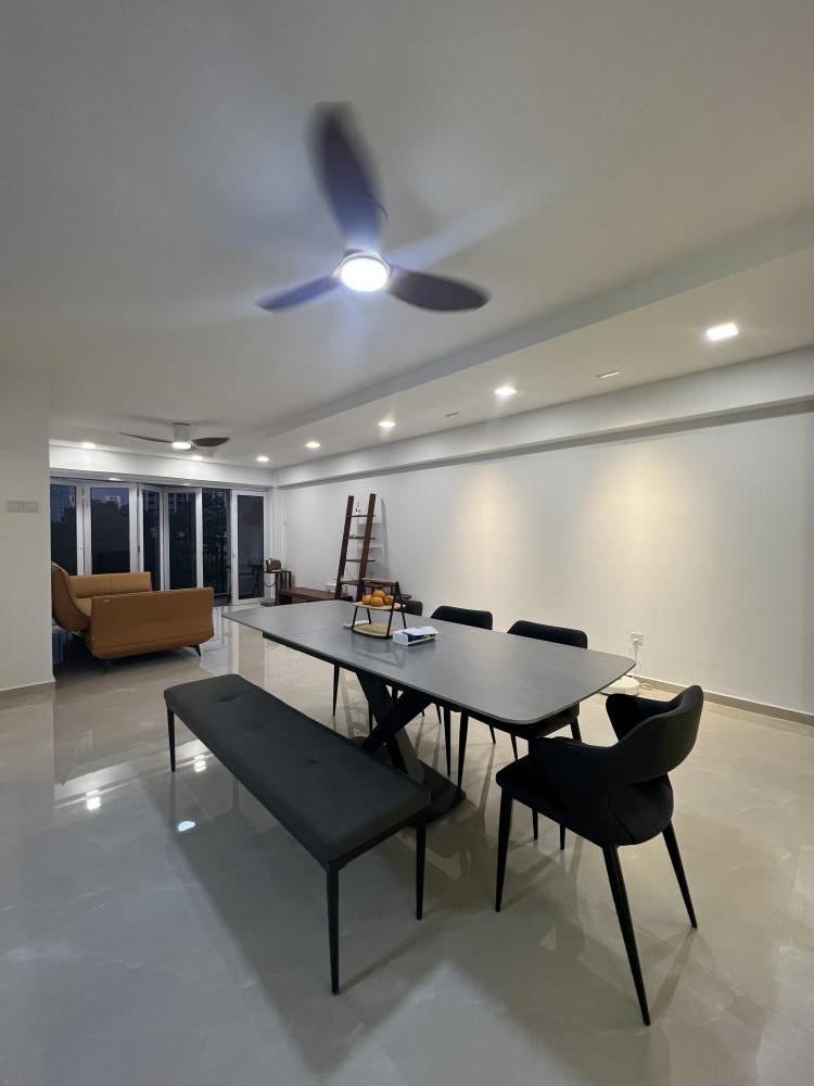 Minimalist Living Room with Homogeneous Tiles and TV Console
