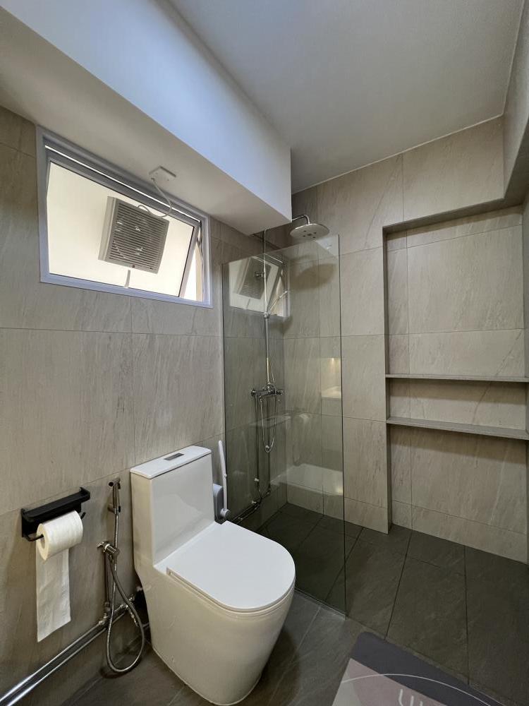 Minimalist Bathroom with Homogeneous Tiles and Shower Screen