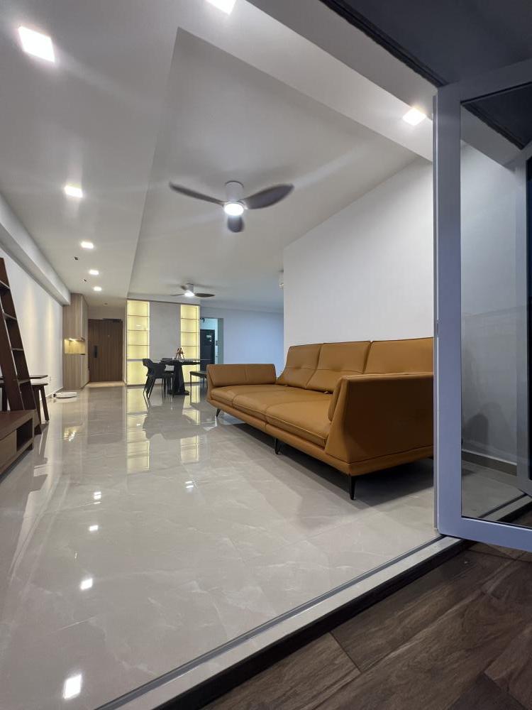 Minimalist Living Room with Homogeneous Tiles and Drop Ceiling