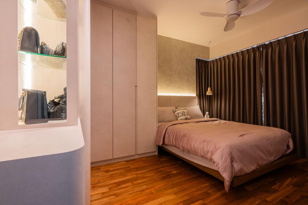Modern Bedroom with Platform Bed and Closet